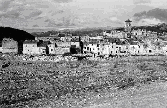 le village des salles sur Verdon avant sa destruction vers 1970