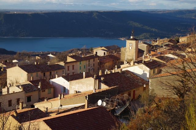 Aiguines aux portes des gorges du Verdon village du haut Var